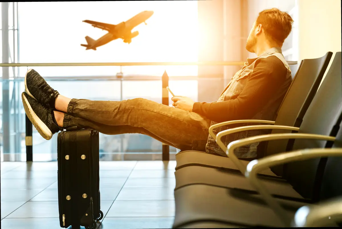 국내 vs 해외 보험사: 출국 후 가입, 어디가 유리할까요?
